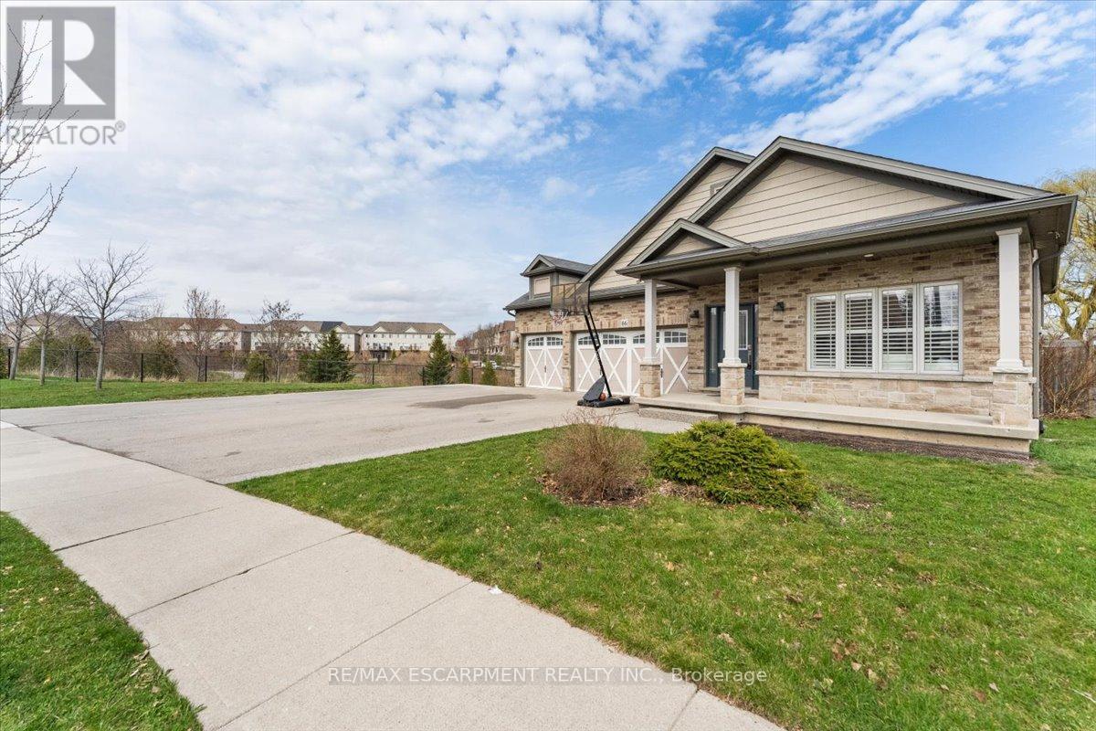 66 Magnificent Way, Hamilton, Ontario  L0R 1C0 - Photo 2 - X13022166