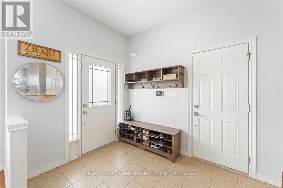 66 Magnificent Way, Hamilton, Ontario  L0R 1C0 - Photo 4 - X13022166