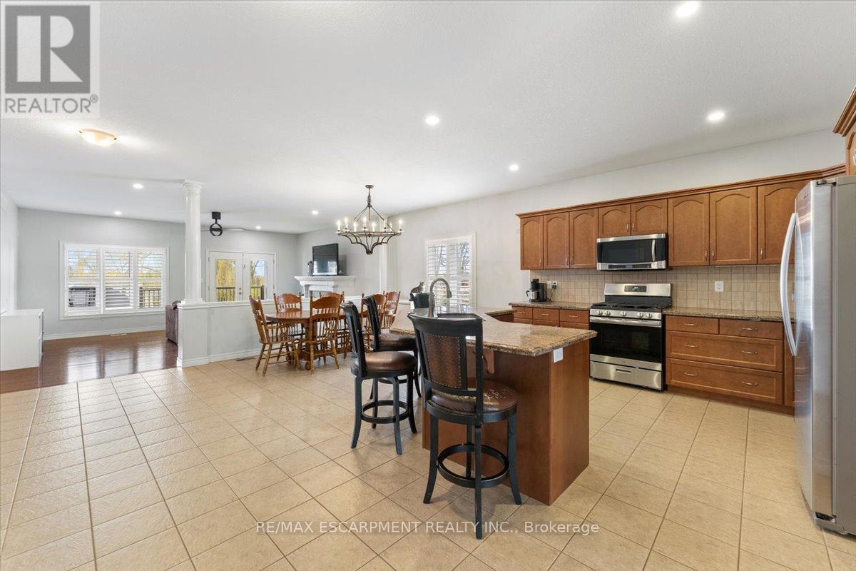 66 Magnificent Way, Hamilton, Ontario  L0R 1C0 - Photo 7 - X13022166