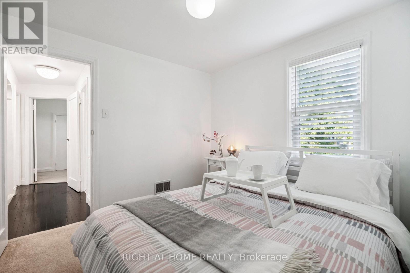 105 Glenridge Avenue, St. Catharines, Ontario  L2R 4X5 - Photo 32 - X13022192