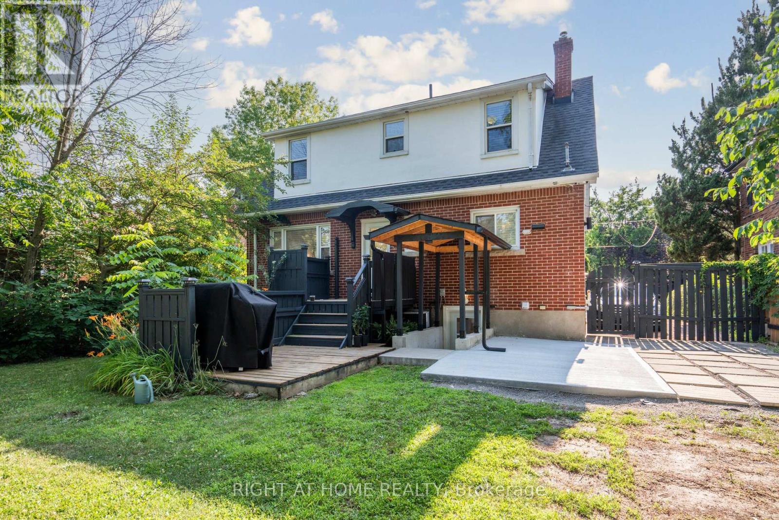 105 Glenridge Avenue, St. Catharines, Ontario  L2R 4X5 - Photo 41 - X13022192