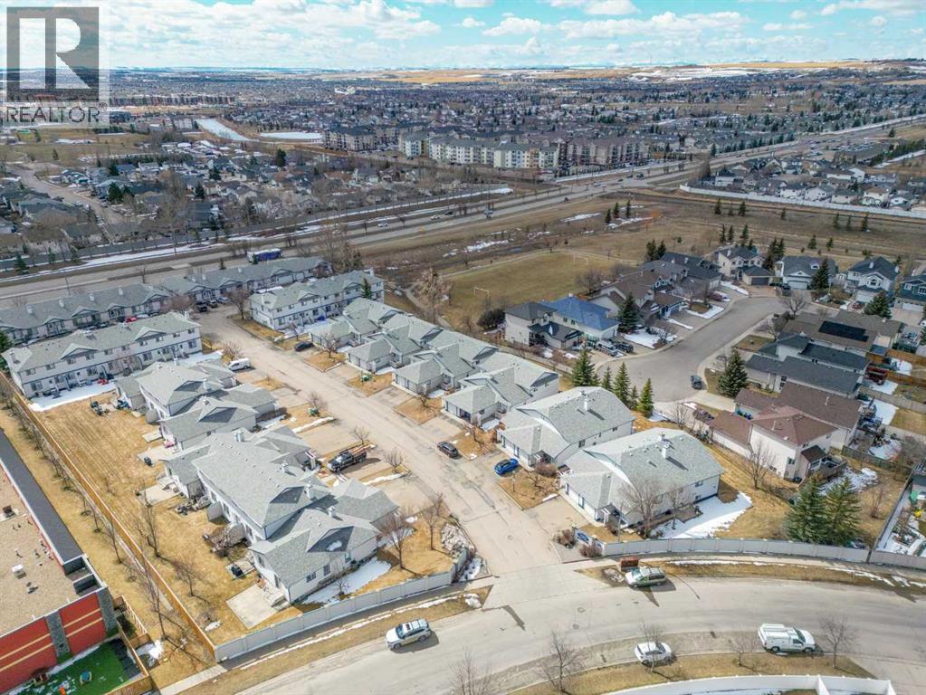 4, 33 Stonegate Drive NW, Airdrie, Alberta  T4B 2V9 - Photo 7 - A2300987