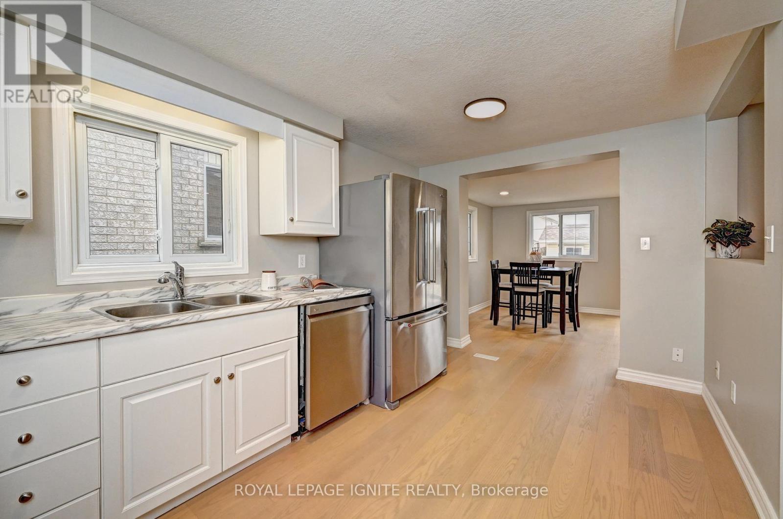 30 Bridlewreath Street, Kitchener, Ontario  N2E 3V5 - Photo 19 - X13022250