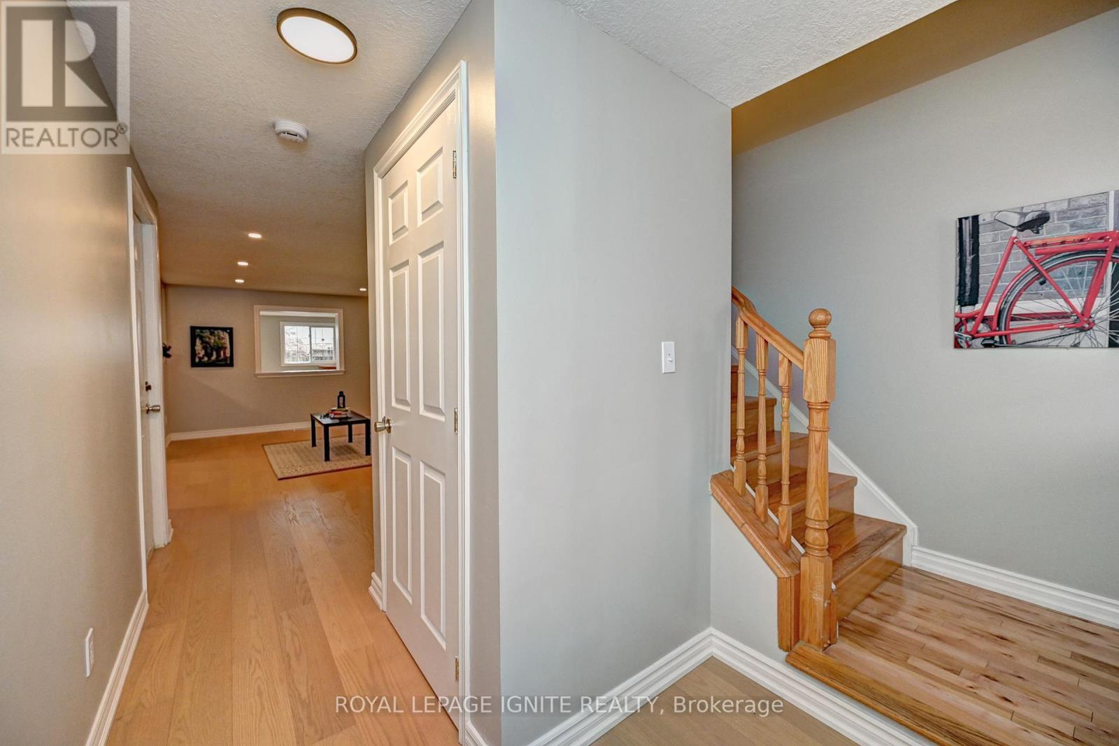 30 Bridlewreath Street, Kitchener, Ontario  N2E 3V5 - Photo 8 - X13022250