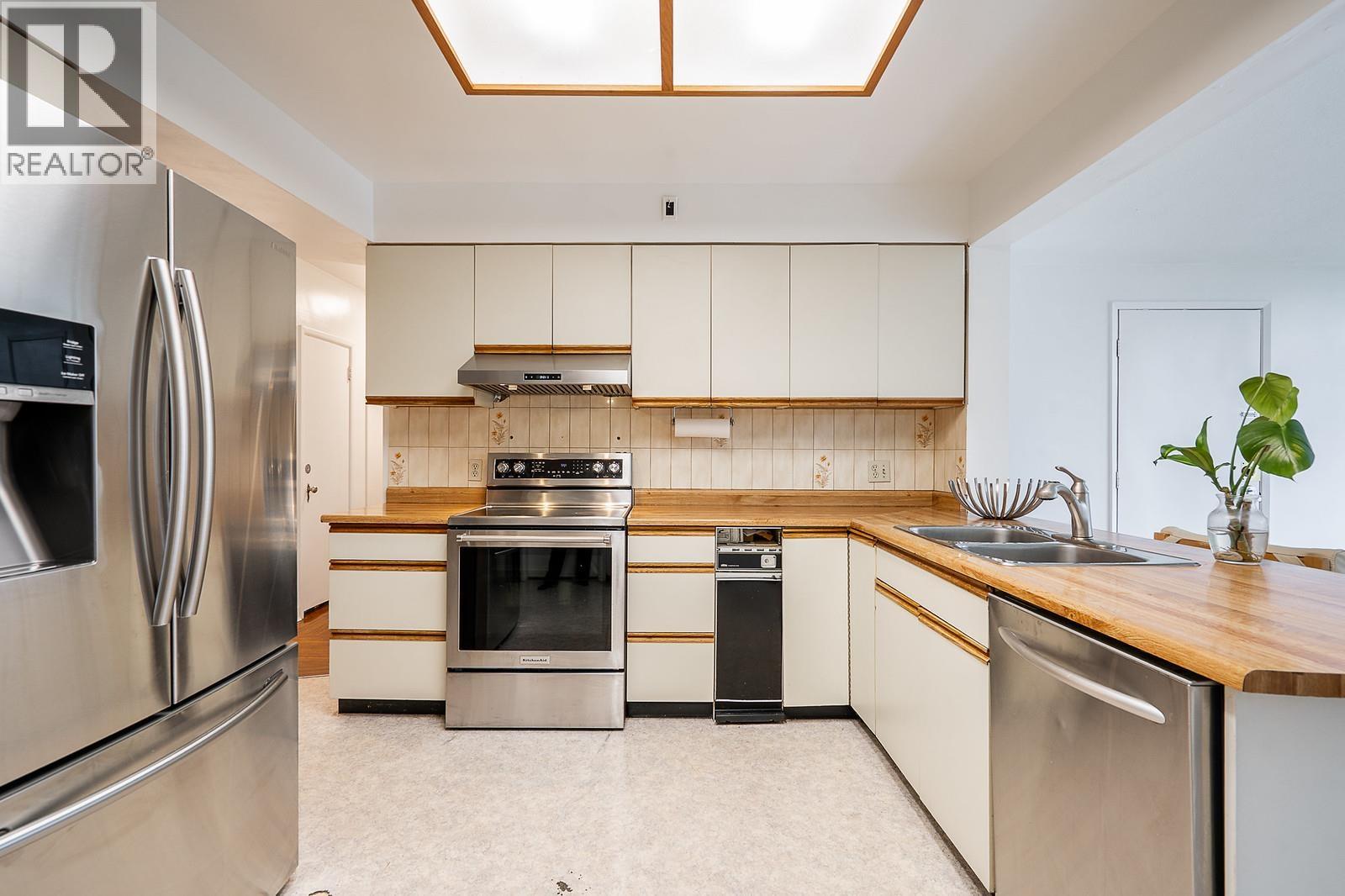 1440 Mountain Highway, North Vancouver, British Columbia  V7J 2M3 - Photo 17 - R3113463