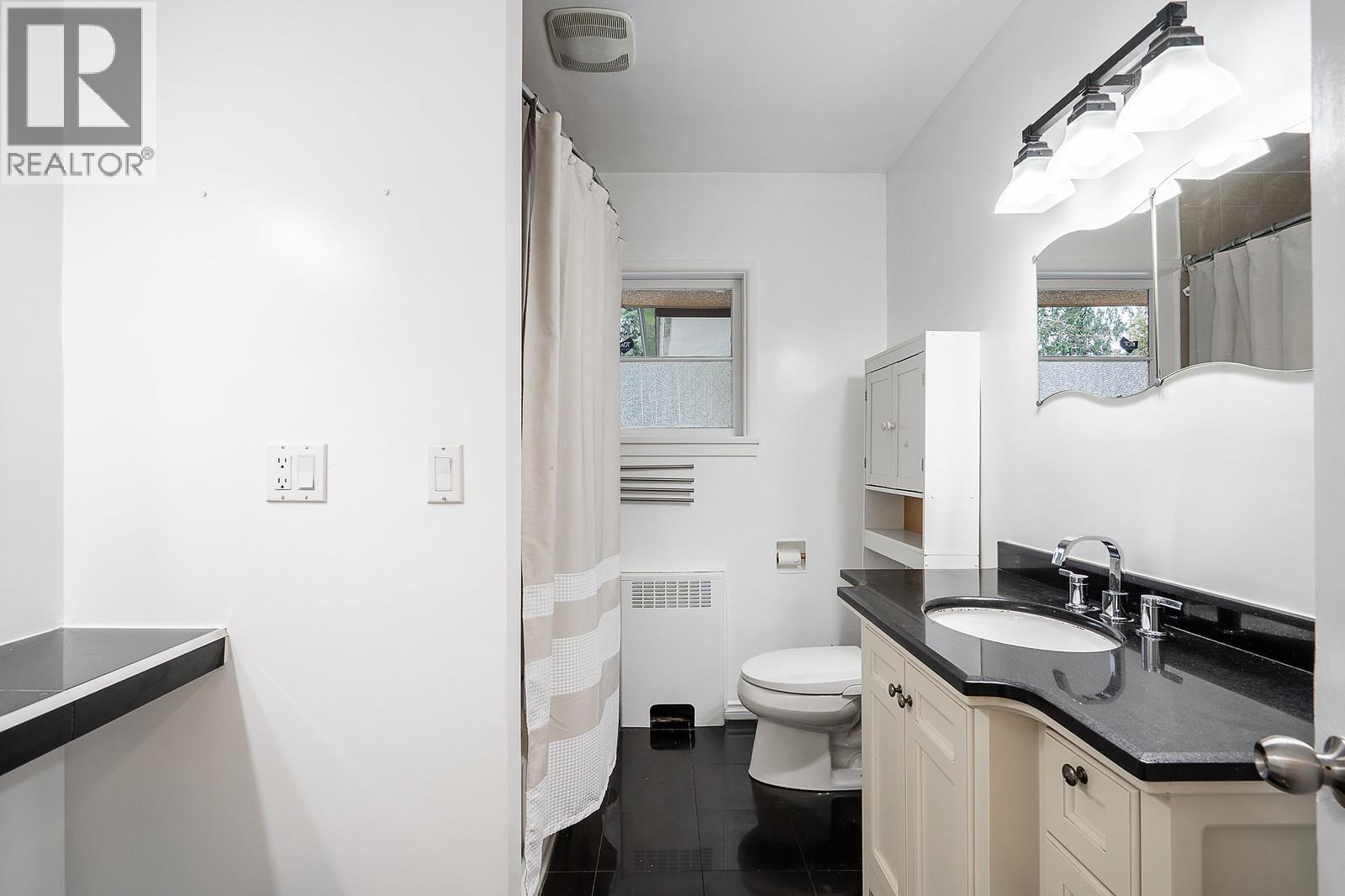 1440 Mountain Highway, North Vancouver, British Columbia  V7J 2M3 - Photo 19 - R3113463