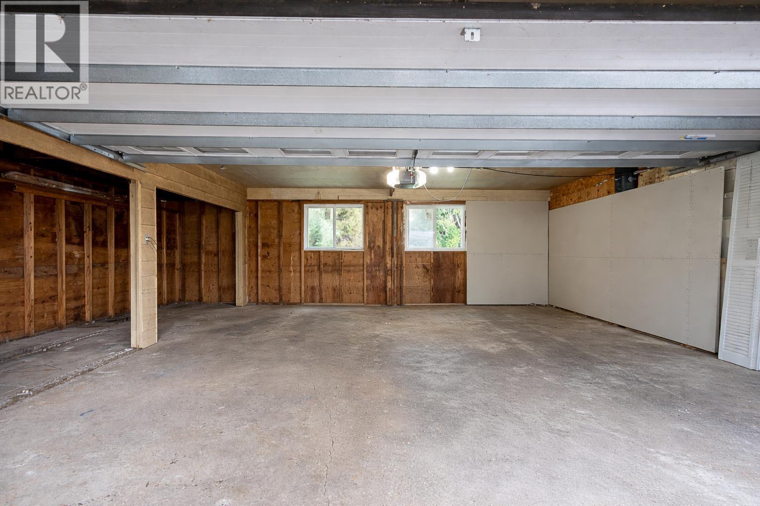 1440 Mountain Highway, North Vancouver, British Columbia  V7J 2M3 - Photo 35 - R3113463