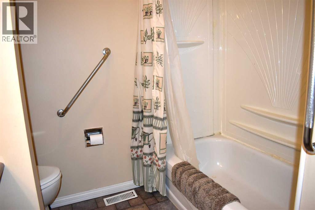 6348 Bowmont Crescent NW, Calgary, Alberta  T3B 2H4 - Photo 23 - A2301029