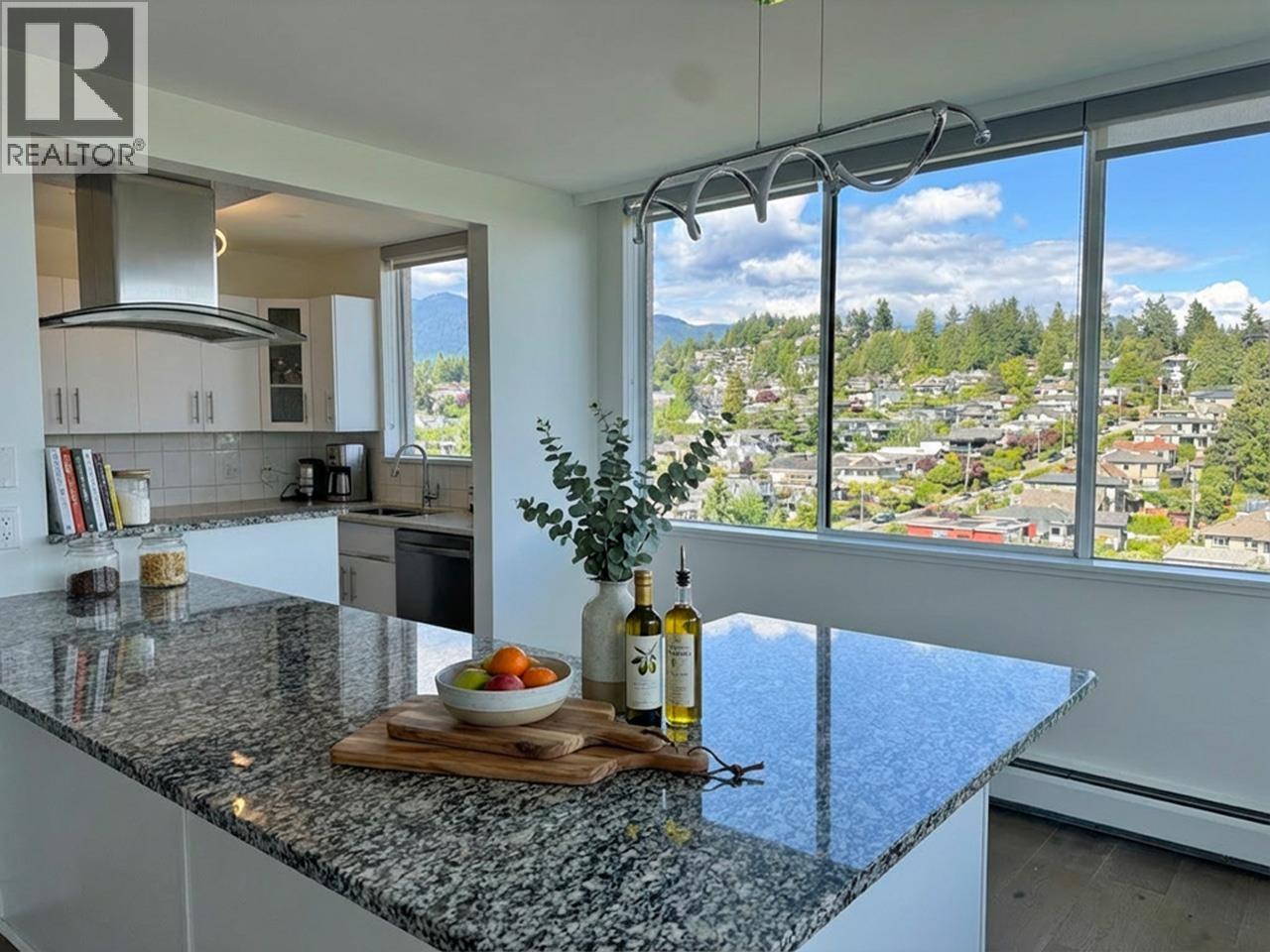 1101 555 13 Street, West Vancouver, British Columbia  V7T 2N8 - Photo 7 - R3110414