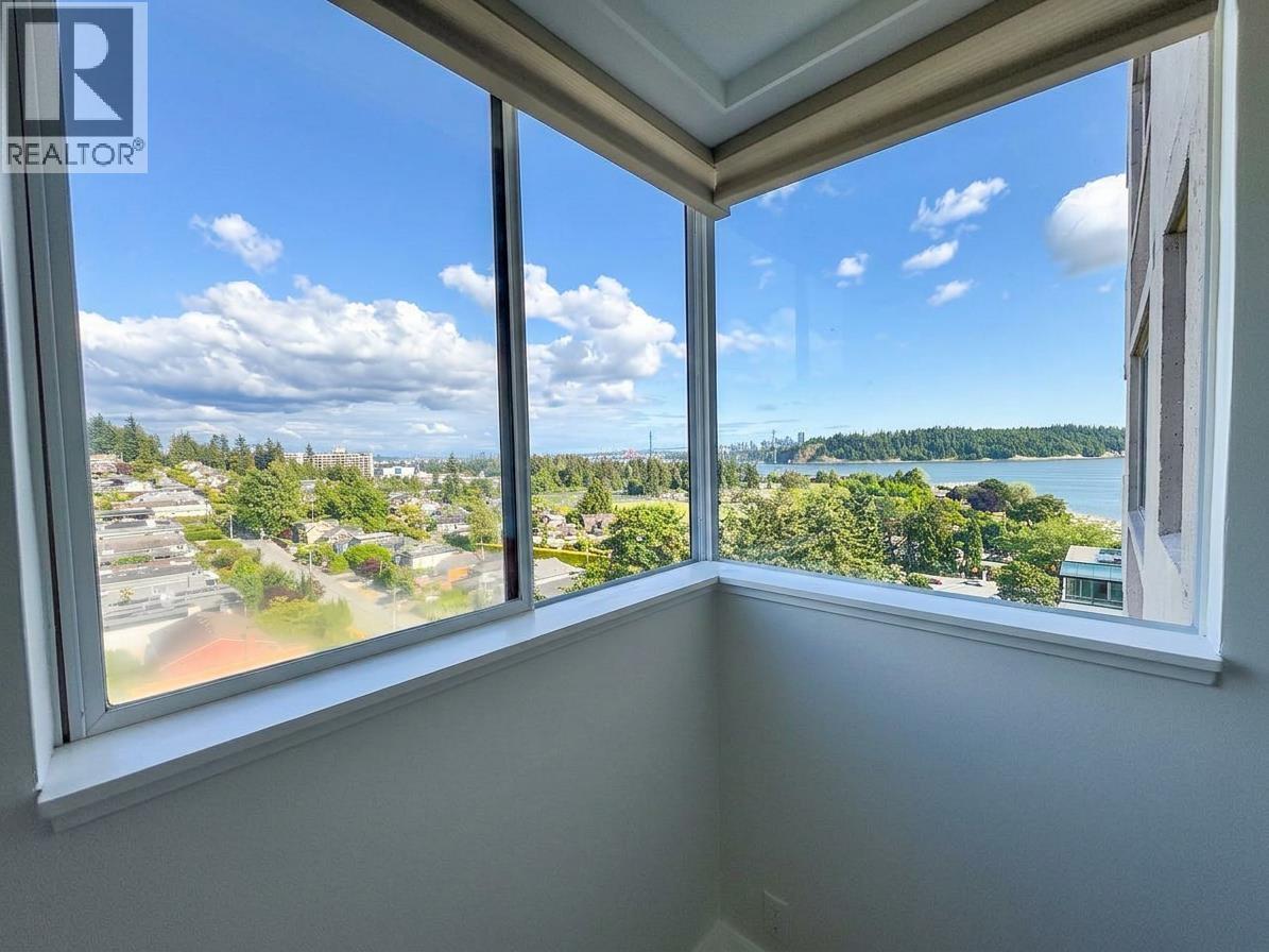 1101 555 13 Street, West Vancouver, British Columbia  V7T 2N8 - Photo 10 - R3110414