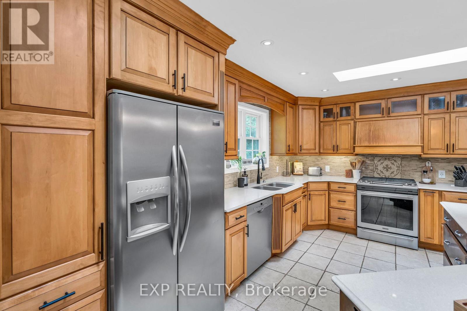 89 River Street, Georgina, Ontario  L0E 1R0 - Photo 8 - N13020682