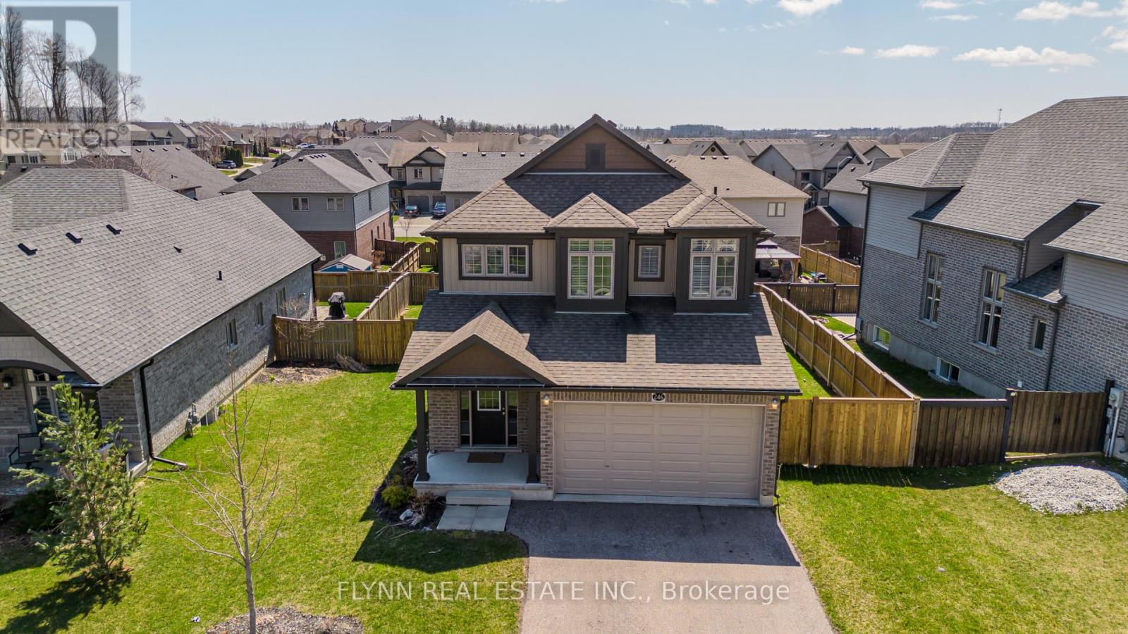 246 WOODWAY TRAIL, Norfolk, Ontario