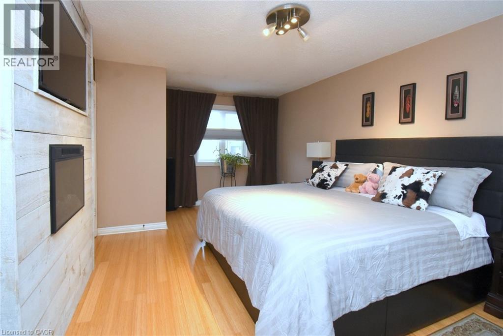 2229 Walkers Line Unit# 9, Burlington, Ontario  L7M 4X4 - Photo 19 - 40810333