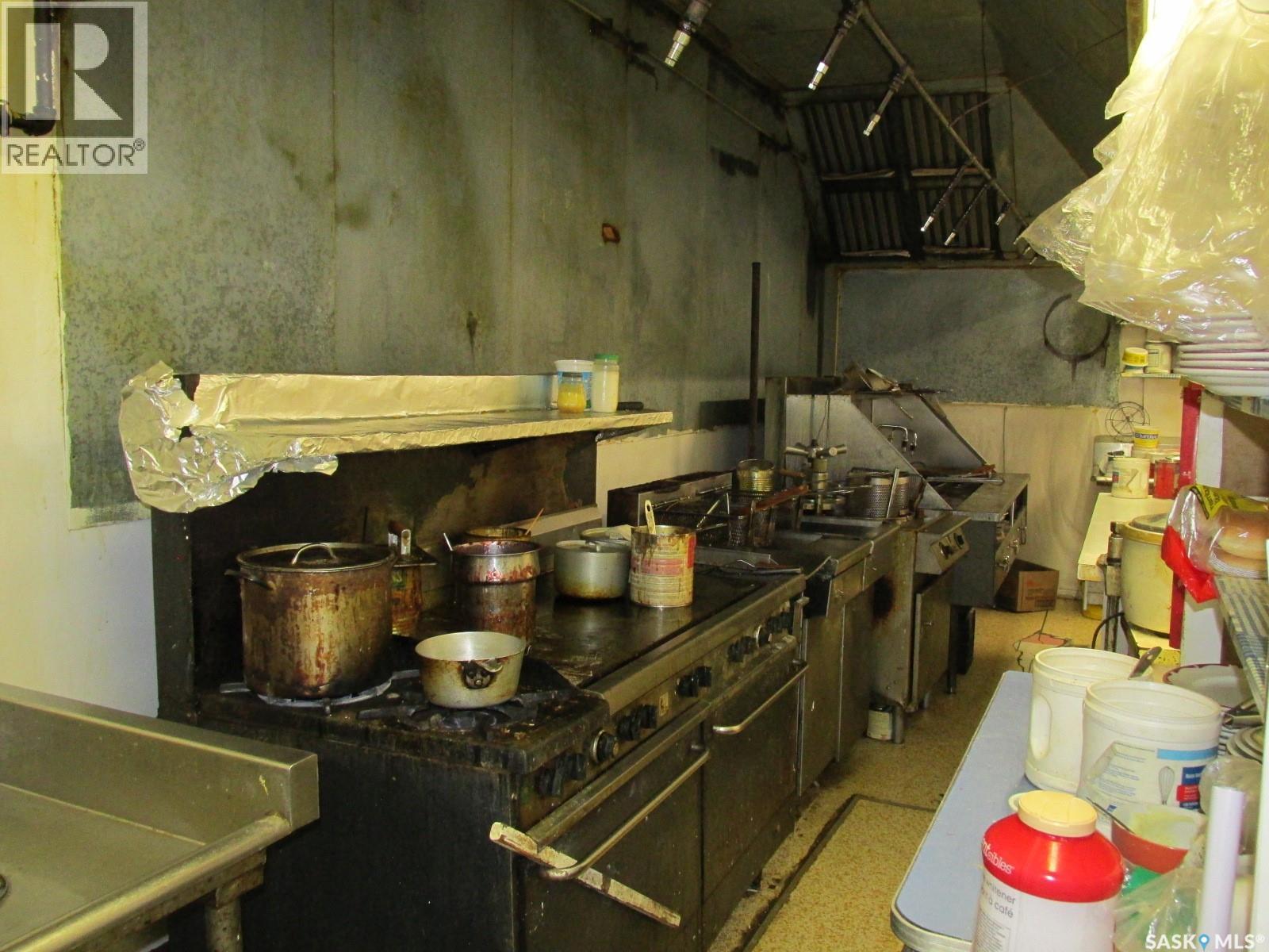 105 1st Avenue W, Nipawin, Saskatchewan  S0E 1E0 - Photo 14 - SK008932