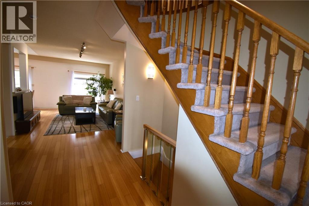 2229 Walkers Line Unit# 9, Burlington, Ontario  L7M 4X4 - Photo 16 - 40810333