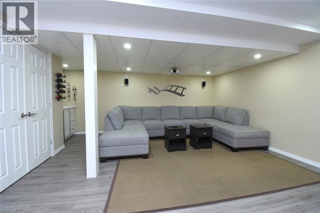 2229 Walkers Line Unit# 9, Burlington, Ontario  L7M 4X4 - Photo 33 - 40810333