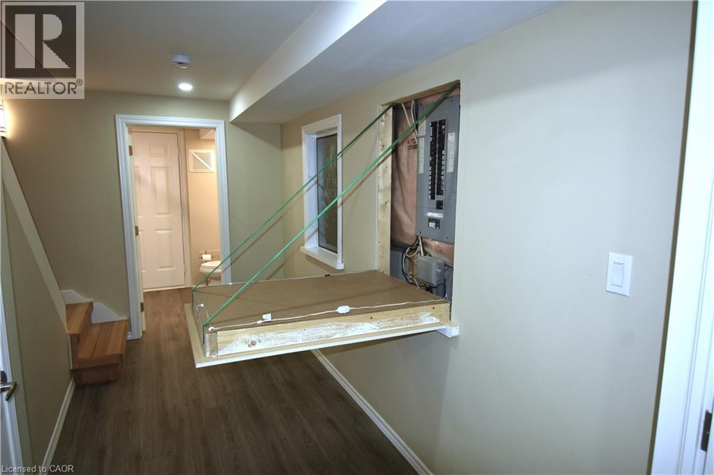 2229 Walkers Line Unit# 9, Burlington, Ontario  L7M 4X4 - Photo 32 - 40810333