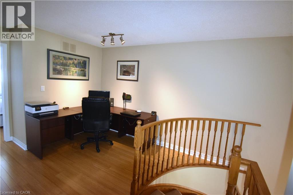 2229 Walkers Line Unit# 9, Burlington, Ontario  L7M 4X4 - Photo 26 - 40810333