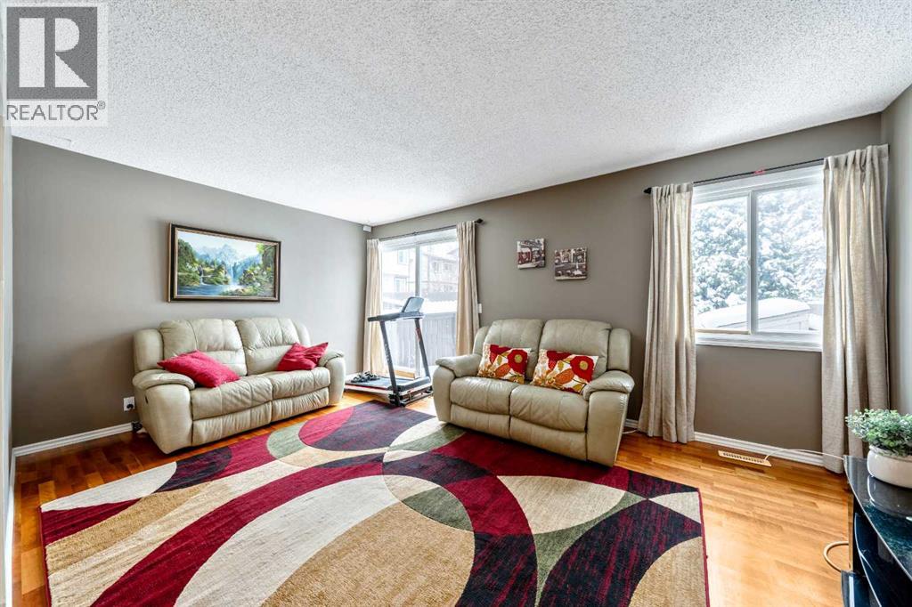 60, 115 Bergen Road NW, Calgary, Alberta  T3K 1P2 - Photo 3 - A2295734