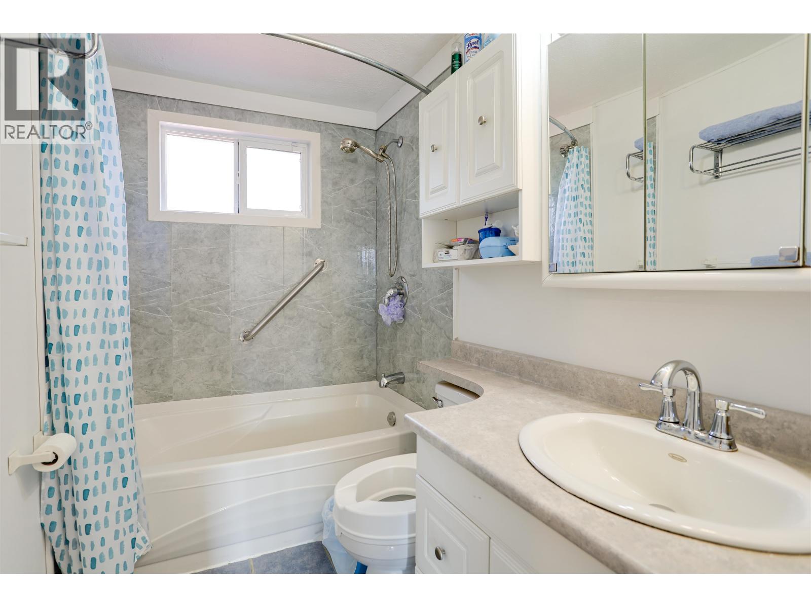 62 Clifford Street, Kitimat, British Columbia  V8C 1B4 - Photo 10 - R3113313