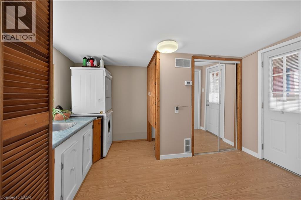 21 Rose Avenue, Welland, Ontario  L3C 2W8 - Photo 16 - 40817731