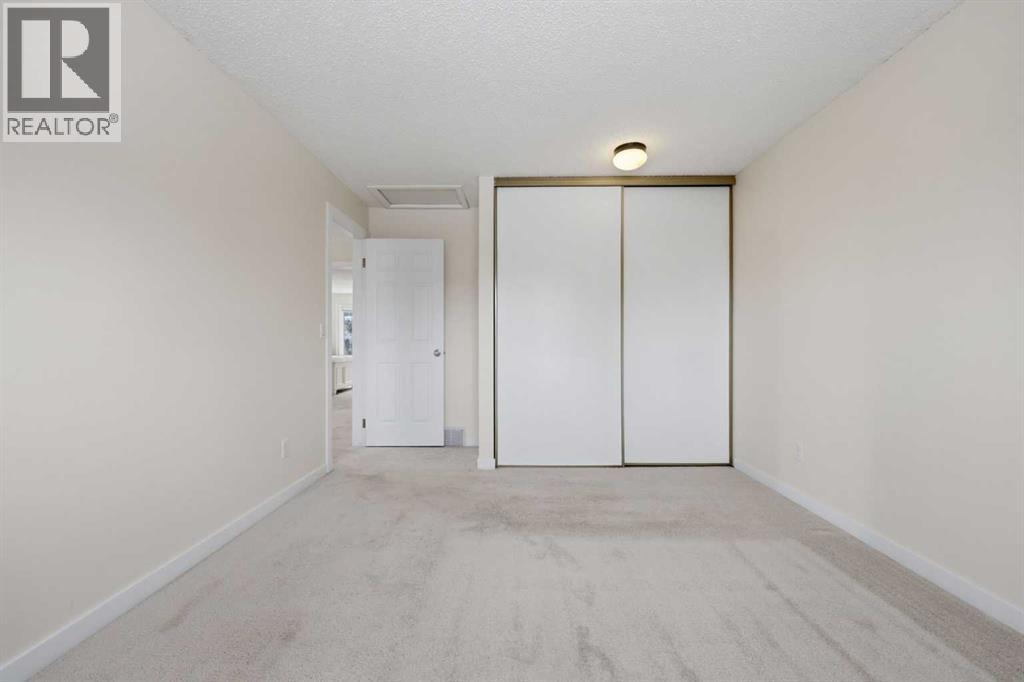 71 Millbank Drive SW, Calgary, Alberta  T2Y 2C1 - Photo 33 - A2300602