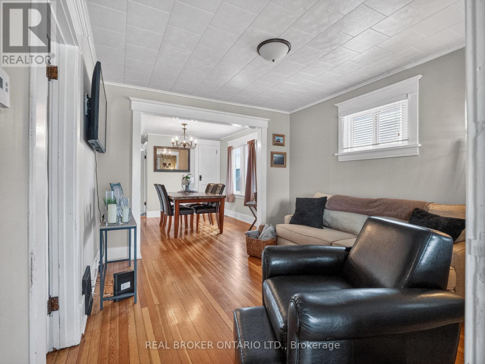 65 Christmas Street, Port Colborne, Ontario  L3K 1M4 - Photo 11 - X13021722