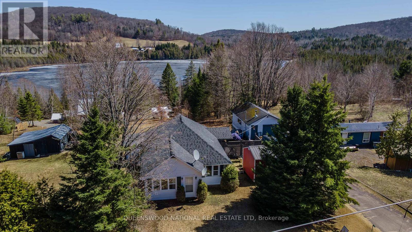 954 SCHUTT ROAD, Brudenell, Ontario