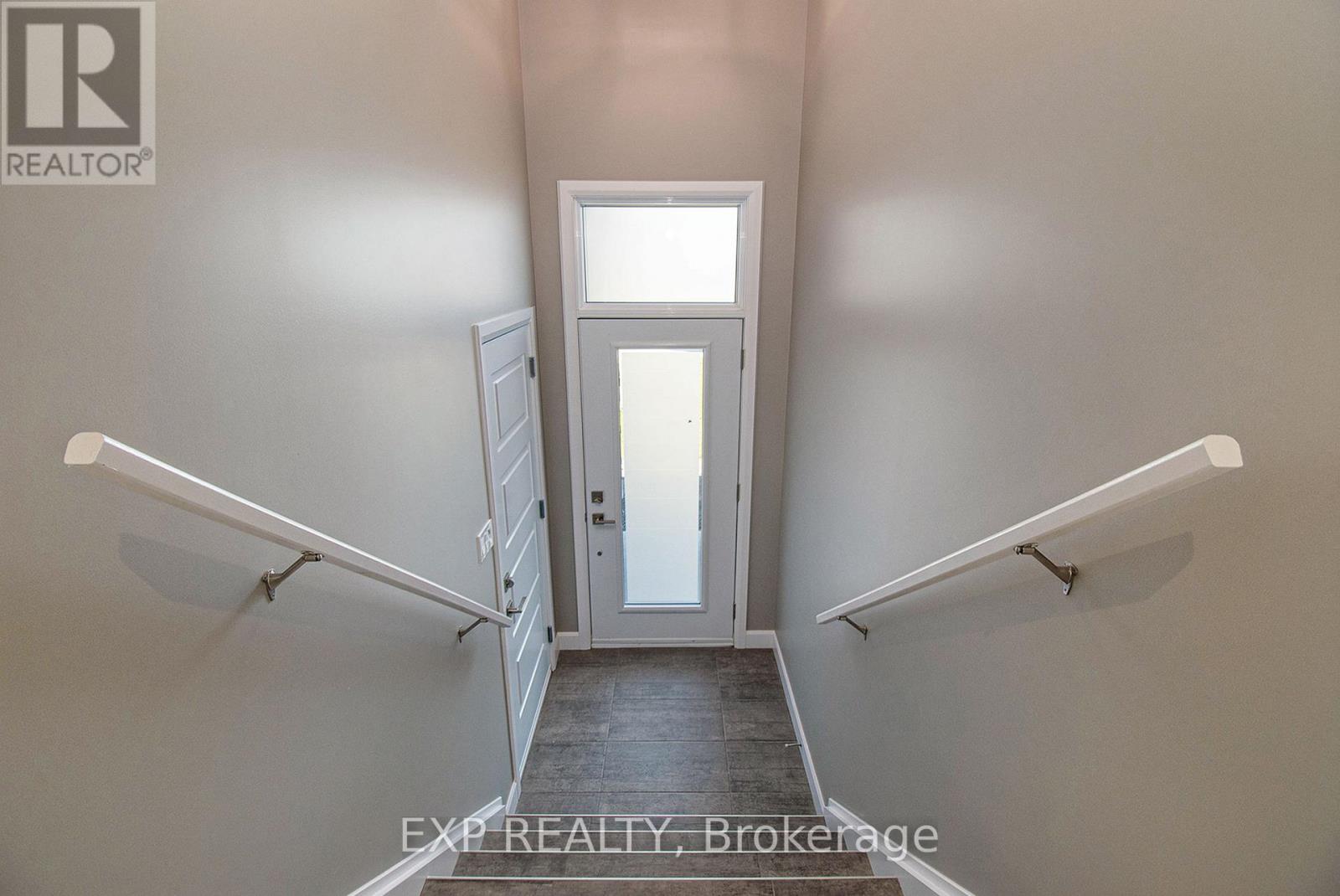 1206 Ste Marie Road, Russell, Ontario  K0A 1W0 - Photo 3 - X13022270