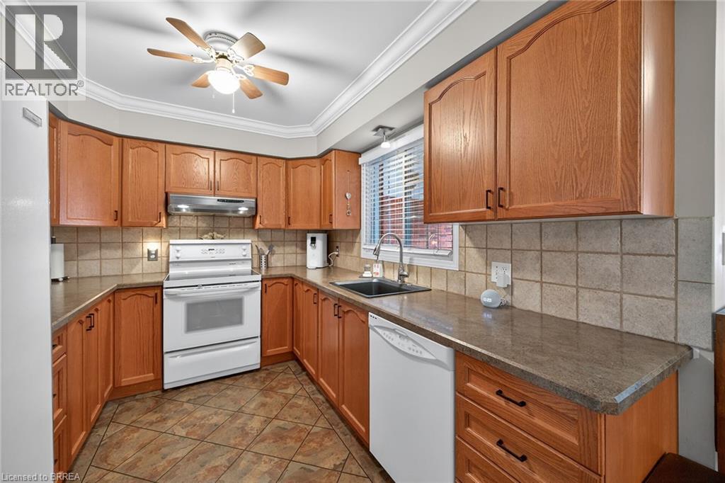 570 West Street Unit# 44, Brantford, Ontario  N3R 7Y7 - Photo 6 - 40822024