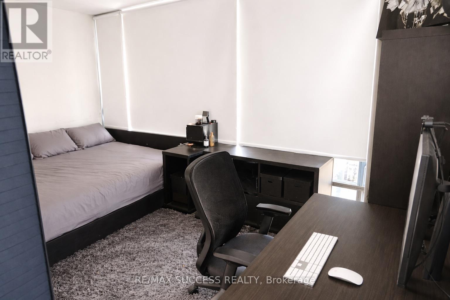 310 - 25 Oxley Street, Toronto, Ontario  M5V 2J5 - Photo 4 - C13022302