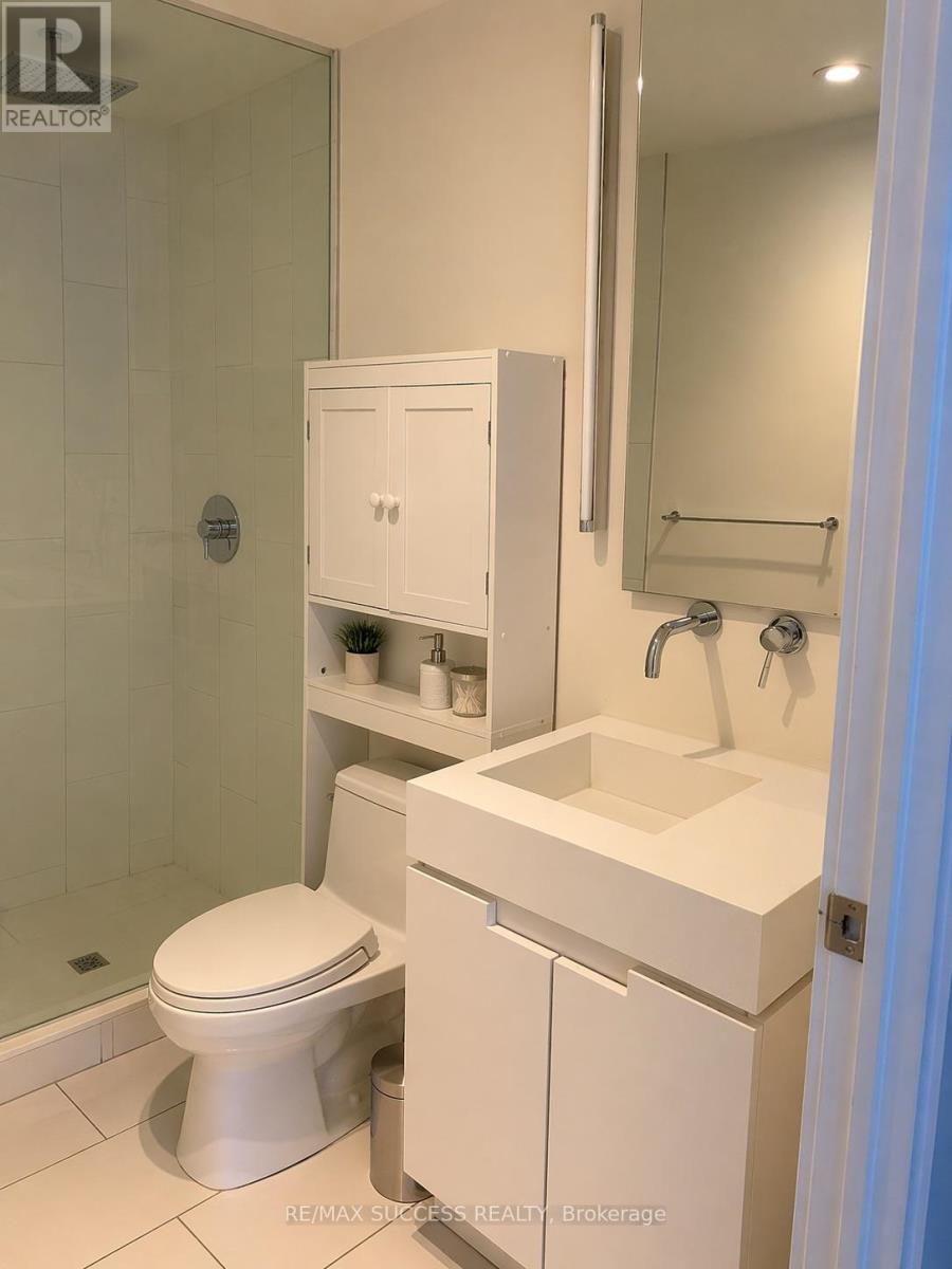 310 - 25 Oxley Street, Toronto, Ontario  M5V 2J5 - Photo 7 - C13022302