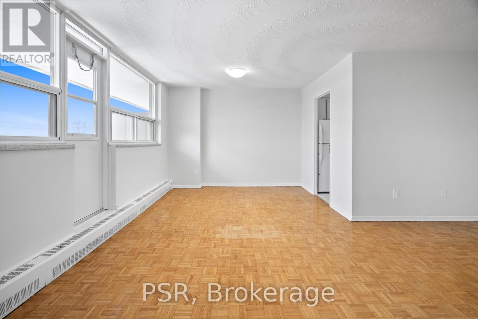 204 - 105 Rowena Drive, Toronto, Ontario  M3A 1R2 - Photo 2 - C13022320