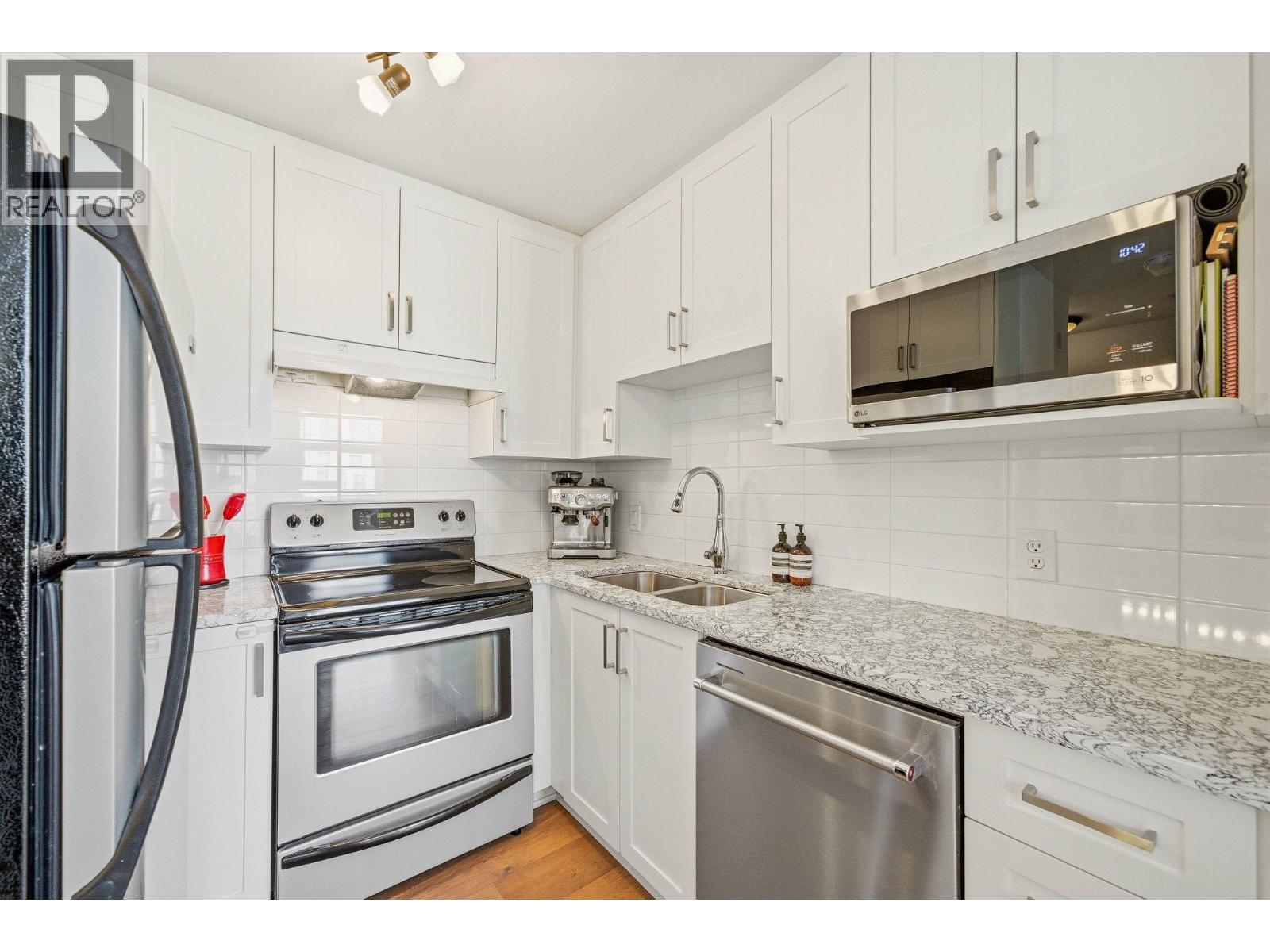 309 418 E Broadway, Vancouver, British Columbia  V5T 1X2 - Photo 11 - R3113549