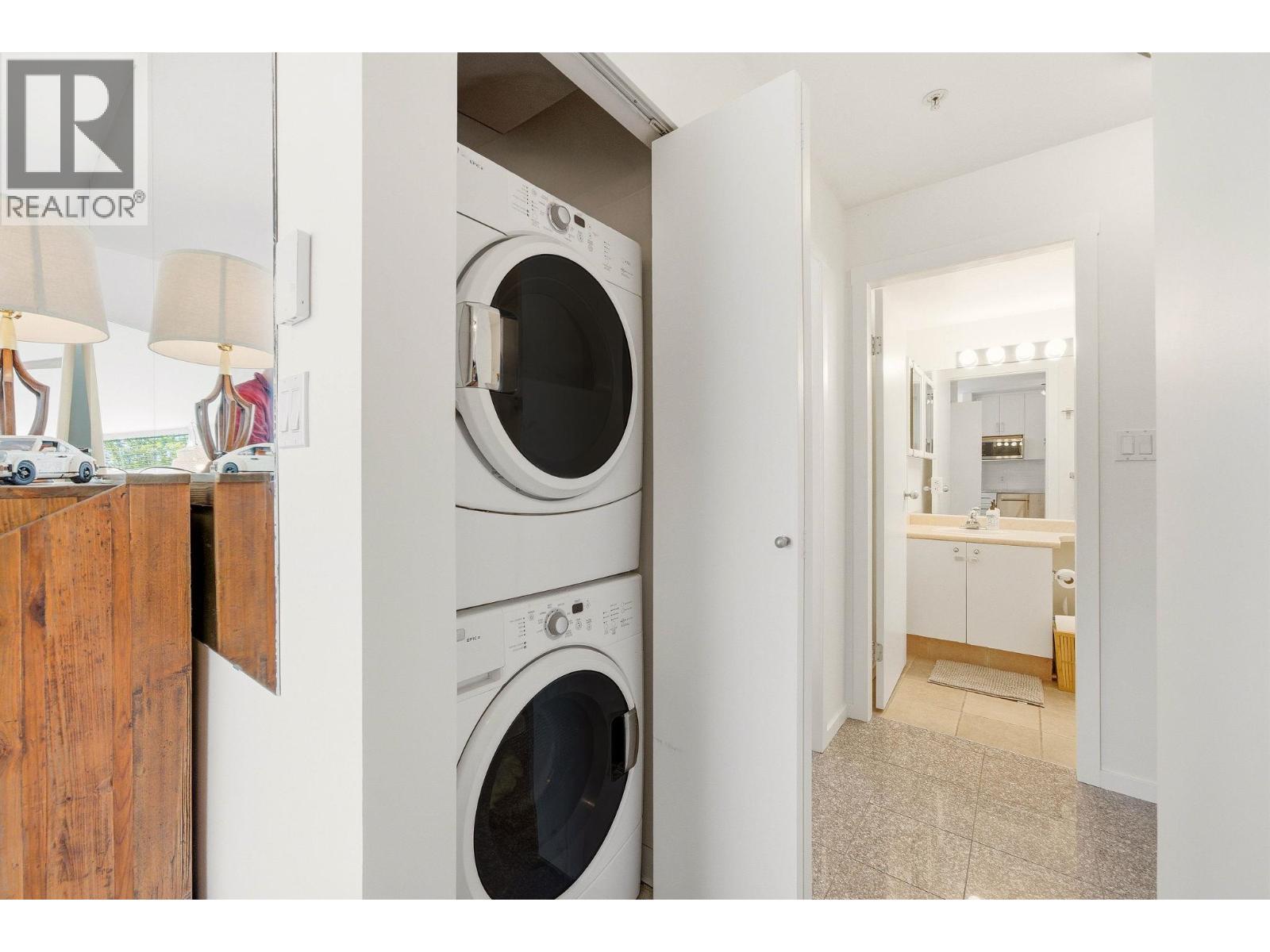 309 418 E Broadway, Vancouver, British Columbia  V5T 1X2 - Photo 17 - R3113549