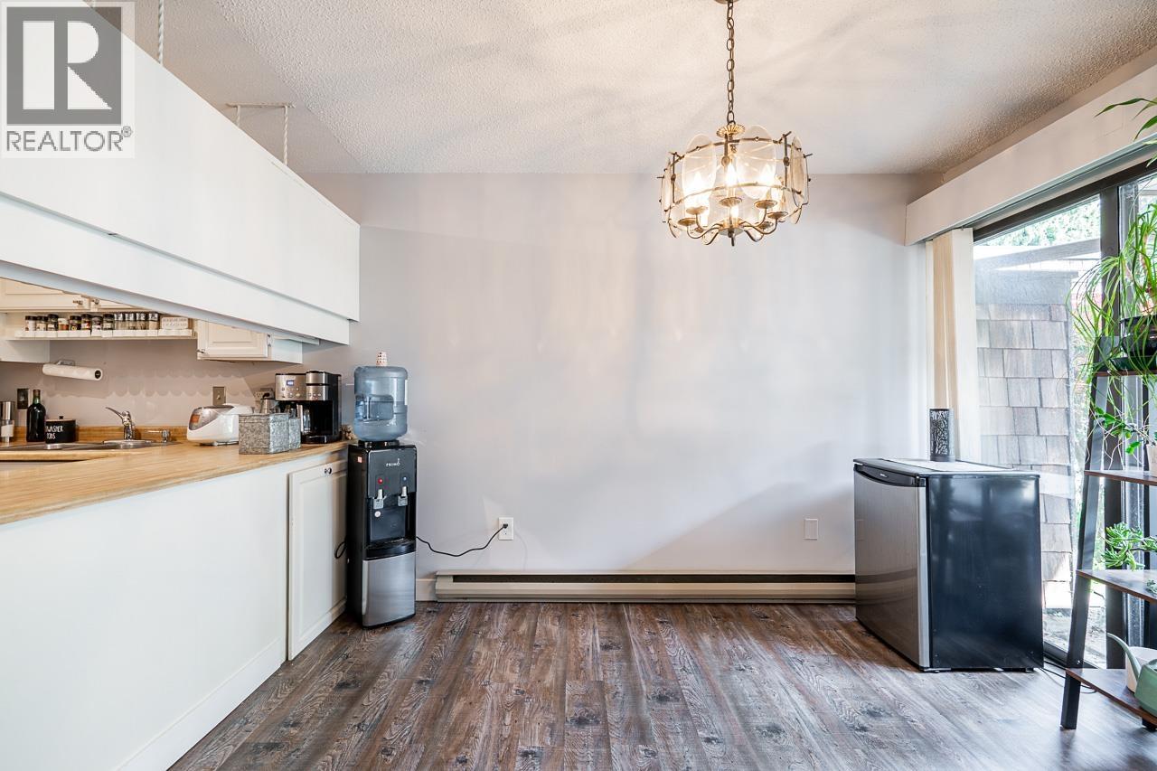 9963 Millburn Court, Burnaby, British Columbia  V3N 4M8 - Photo 11 - R3113567