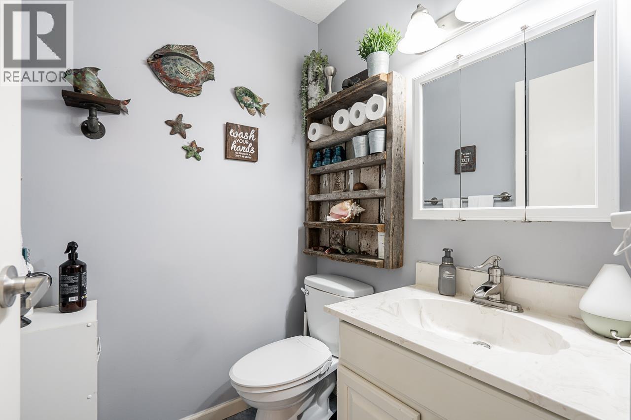 9963 Millburn Court, Burnaby, British Columbia  V3N 4M8 - Photo 13 - R3113567