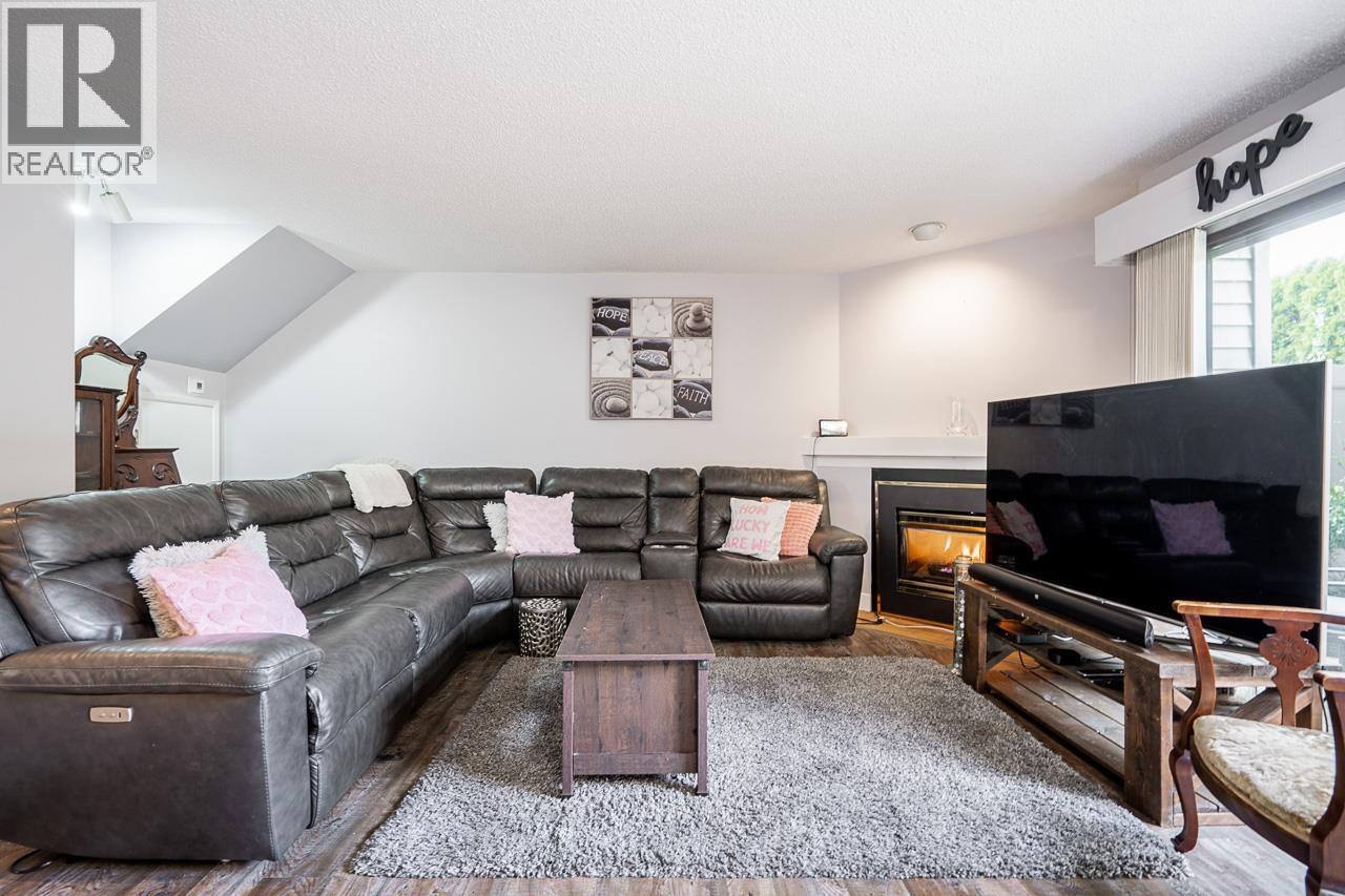 9963 Millburn Court, Burnaby, British Columbia  V3N 4M8 - Photo 16 - R3113567