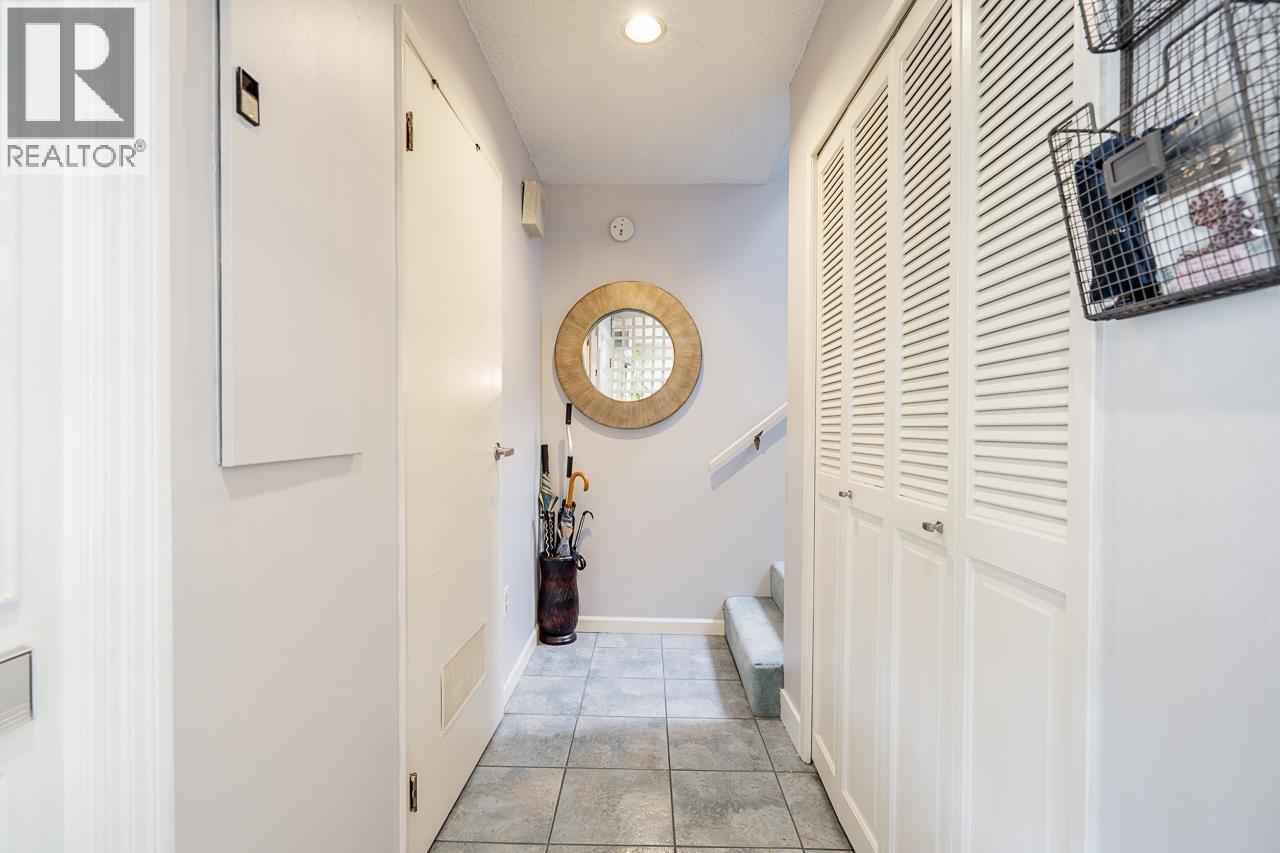 9963 Millburn Court, Burnaby, British Columbia  V3N 4M8 - Photo 23 - R3113567