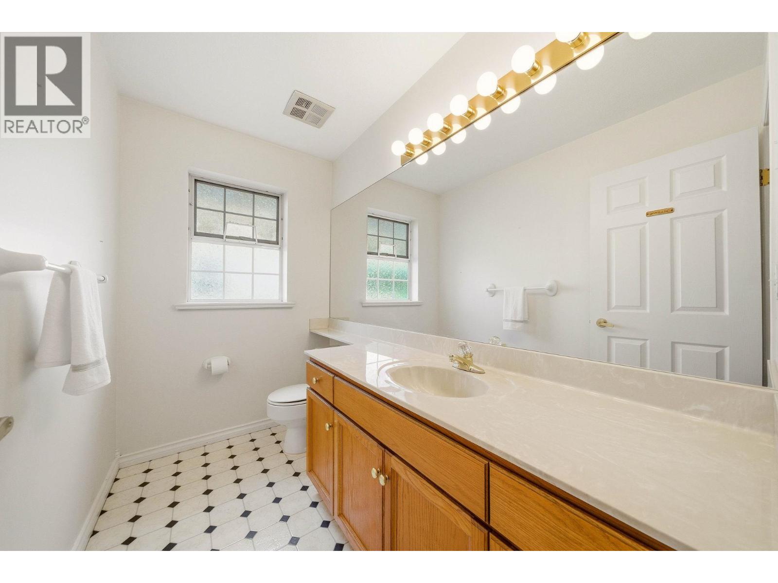 4 25 Richmond Street, New Westminster, British Columbia  V3L 5P9 - Photo 26 - R3113578