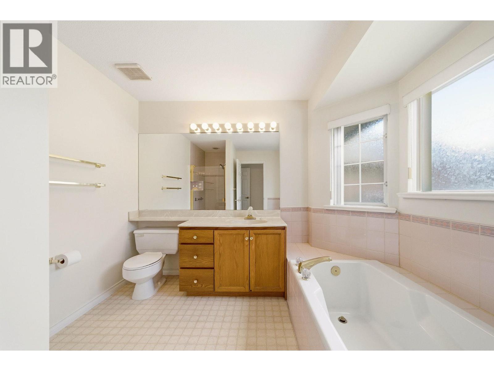 4 25 Richmond Street, New Westminster, British Columbia  V3L 5P9 - Photo 27 - R3113578