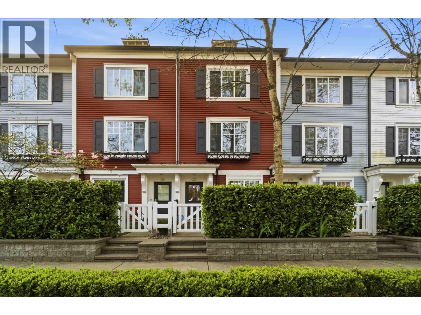 4032 2655 Bedford Street, Coquitlam, British Columbia  V3C 0B8 - Photo 2 - R3113595