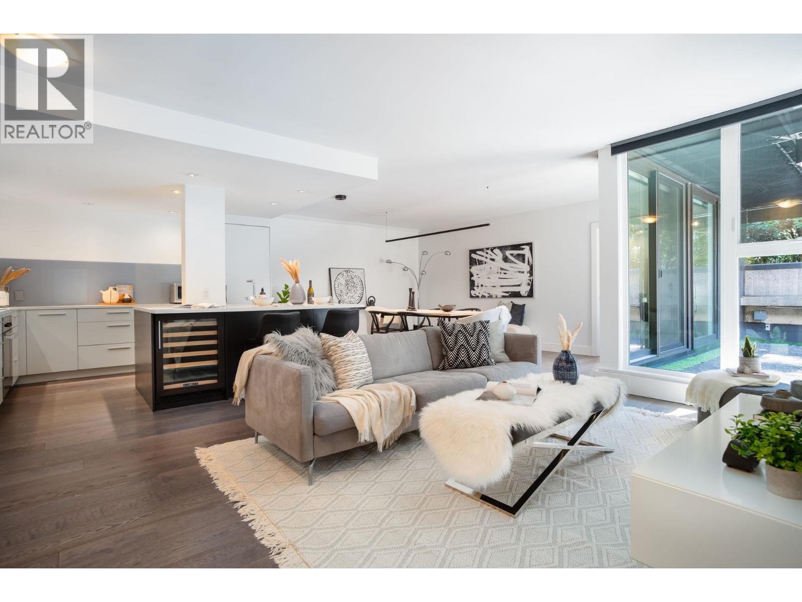 316 4900 Cartier Street, Vancouver, British Columbia  V6M 4H2 - Photo 2 - R3113606