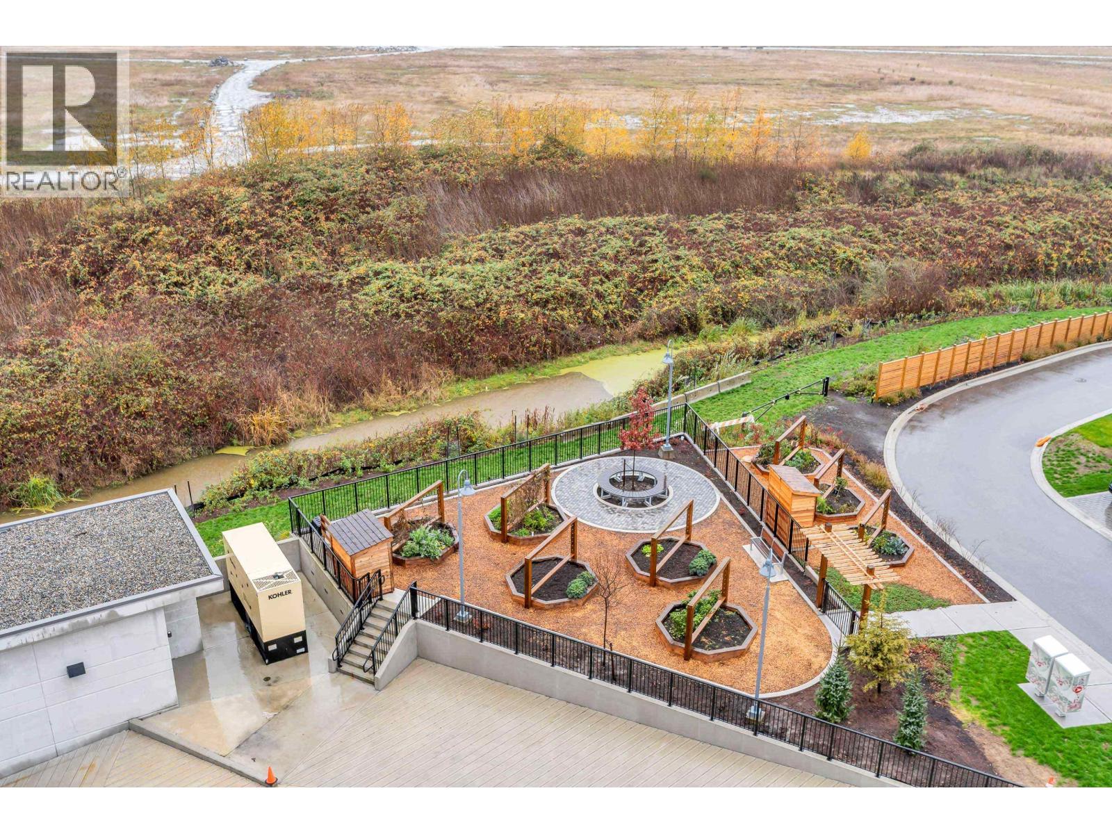 606 2499 Rabbit Drive, Delta, British Columbia  V4M 0G4 - Photo 19 - R3113613