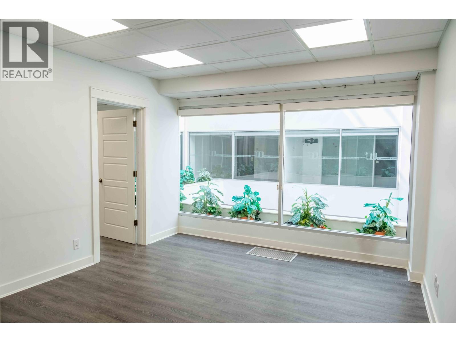 246 515 W Pender Street, Vancouver, British Columbia  V6B 6H5 - Photo 2 - C8070150