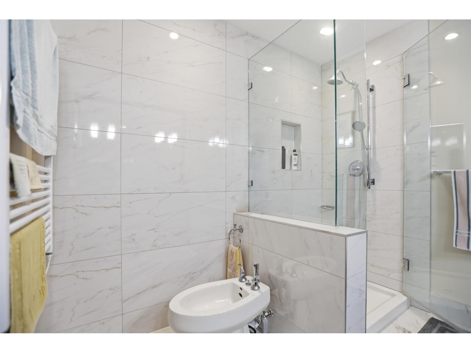 402 15445 Vine Avenue, White Rock, British Columbia  V4B 2T3 - Photo 20 - R3112976