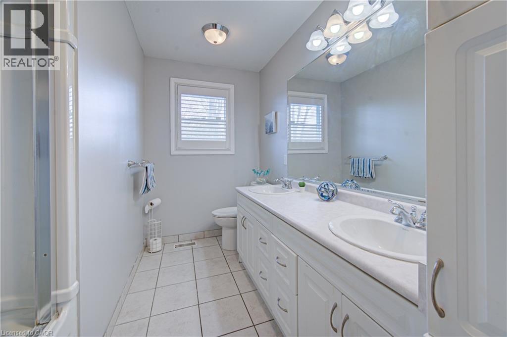 298 Ferndale Place, Waterloo, Ontario  N2J 3X9 - Photo 28 - 40818437