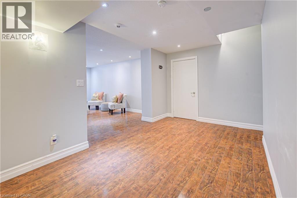 298 Ferndale Place, Waterloo, Ontario  N2J 3X9 - Photo 32 - 40818437