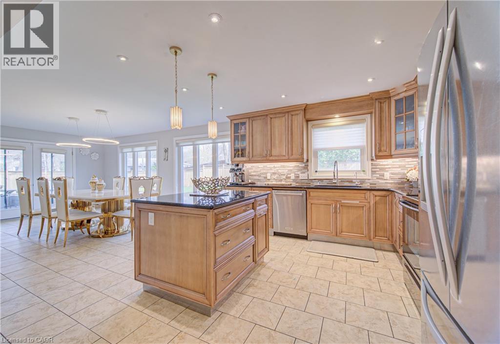 298 Ferndale Place, Waterloo, Ontario  N2J 3X9 - Photo 9 - 40818437