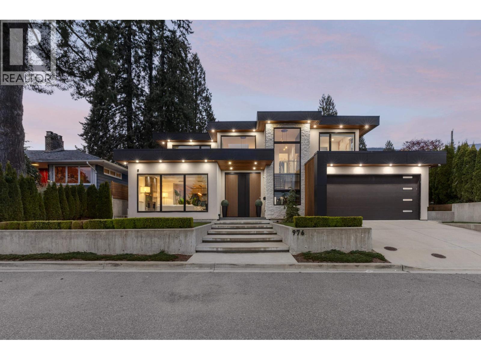 976 MELBOURNE AVENUE, North Vancouver, British Columbia